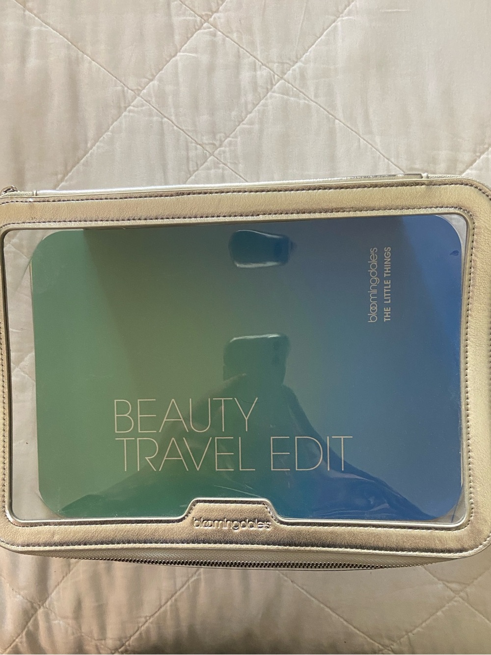Bloomingdale's Silver Clear Zippered Beauty Travel Case